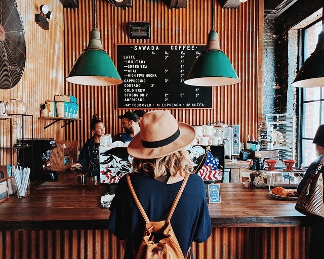 The Romantic Cafe as an Entrepreneur’s Dream